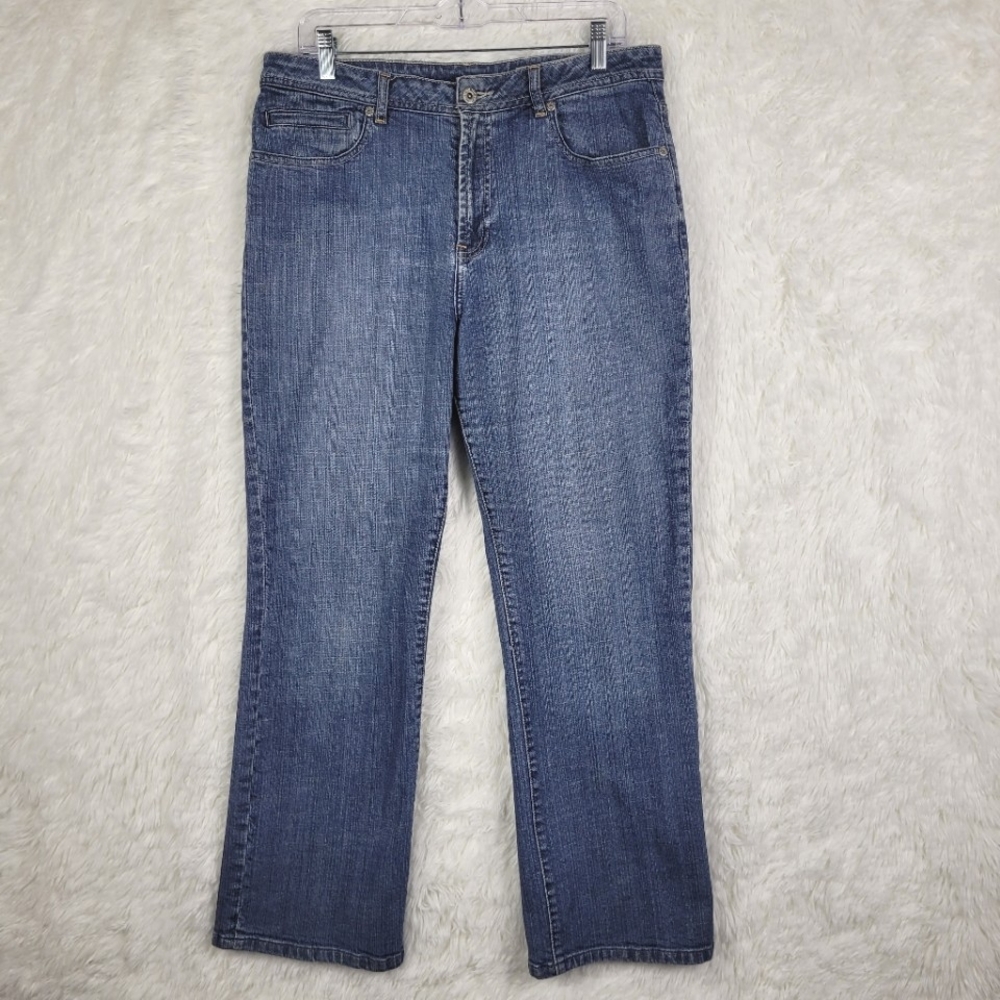 Chicos Womens Platinum Denim Jeans Size 2 Short Straight Leg 33x28 High Rise